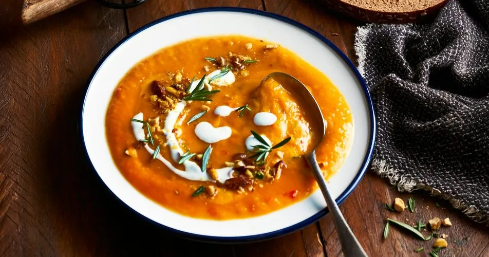 Spiced pumpkin and white bean soup topped with pumpkin seeds and thyme, a brain-healthy October recipe from STMHA